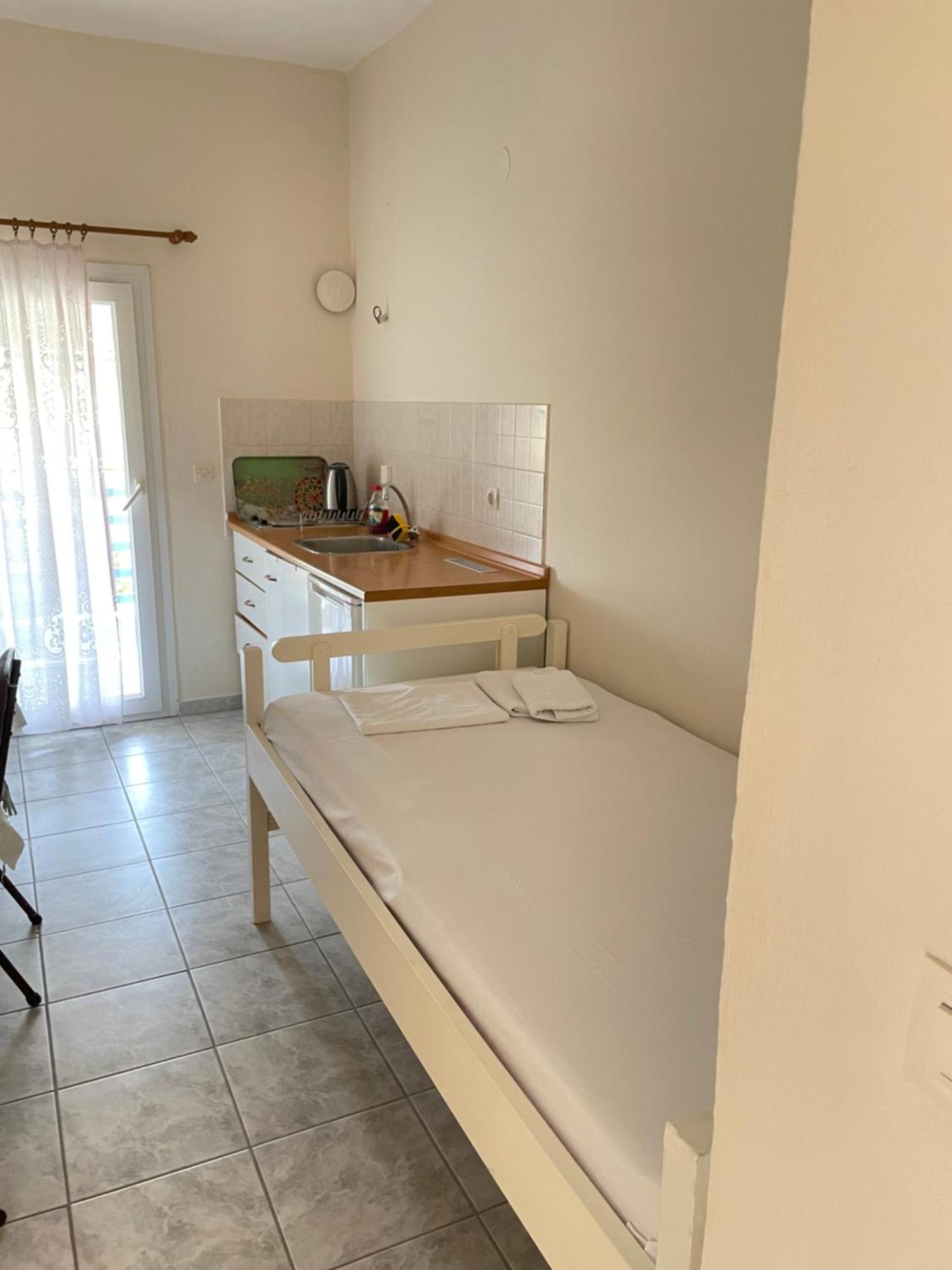 Aktaion Hotel Skala Alykis Esterno foto