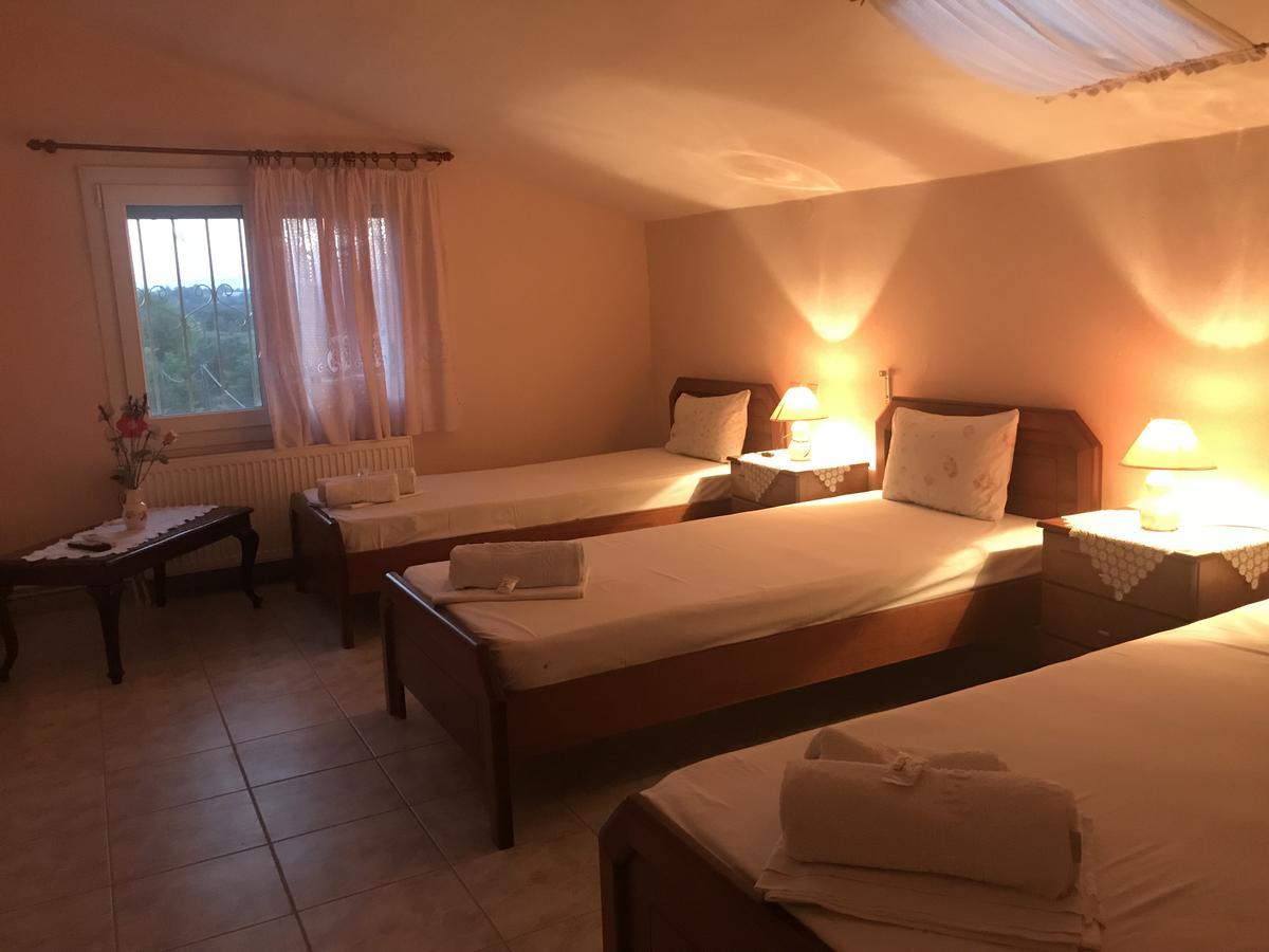 Aktaion Hotel Skala Alykis Esterno foto