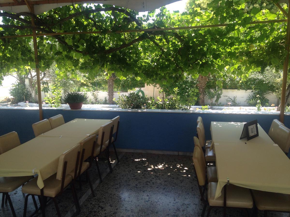 Aktaion Hotel Skala Alykis Esterno foto